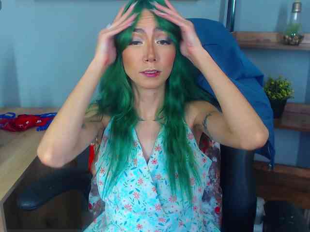 ErikaStevens webcam