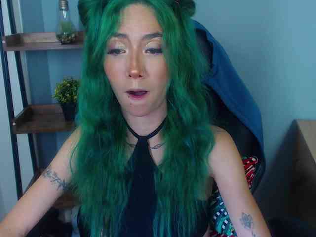 ErikaStevens webcam