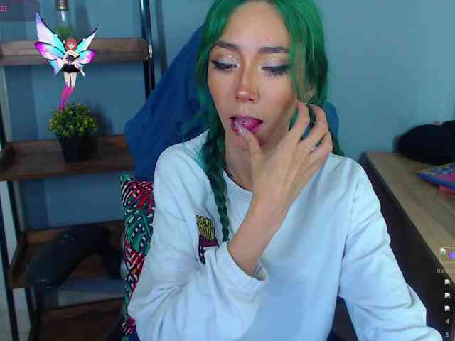 ErikaStevens webcam