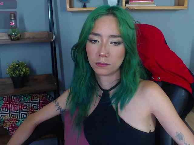 ErikaStevens webcam