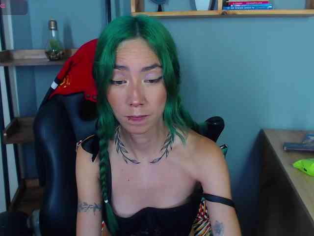 ErikaStevens webcam