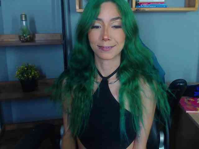 ErikaStevens webcam
