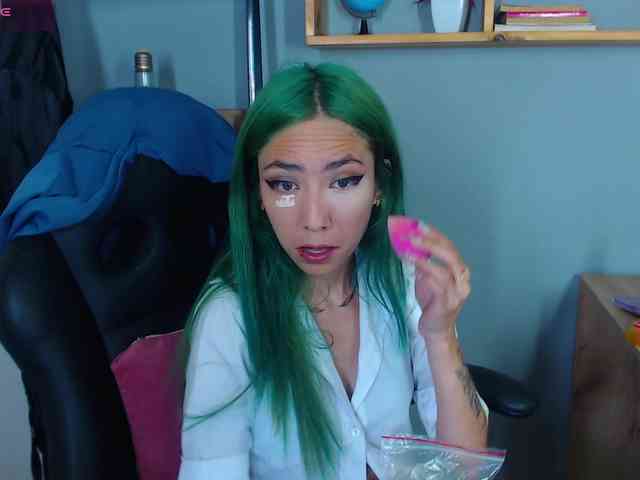 ErikaStevens webcam