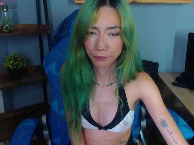 ErikaStevens webcam