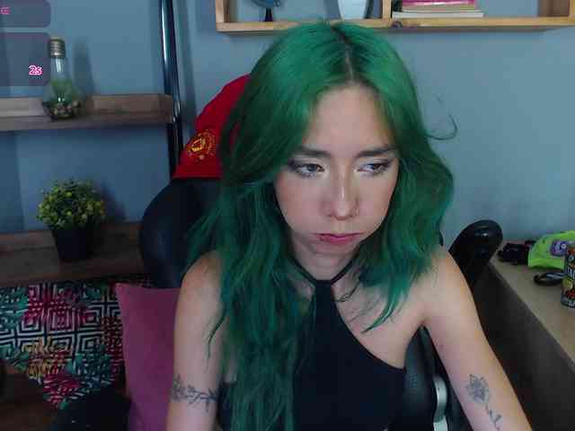 ErikaStevens webcam