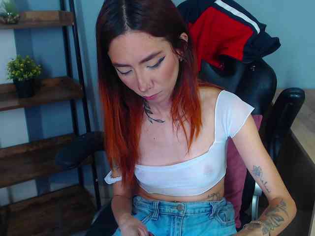 ErikaStevens webcam