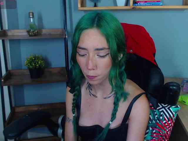 ErikaStevens webcam