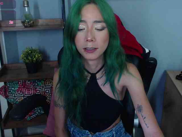 ErikaStevens webcam