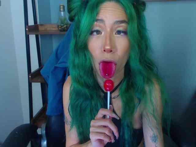 ErikaStevens webcam