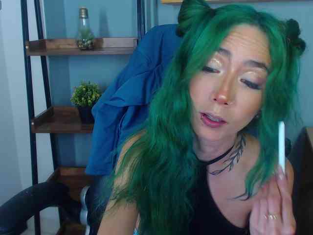 ErikaStevens webcam