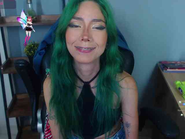 ErikaStevens webcam