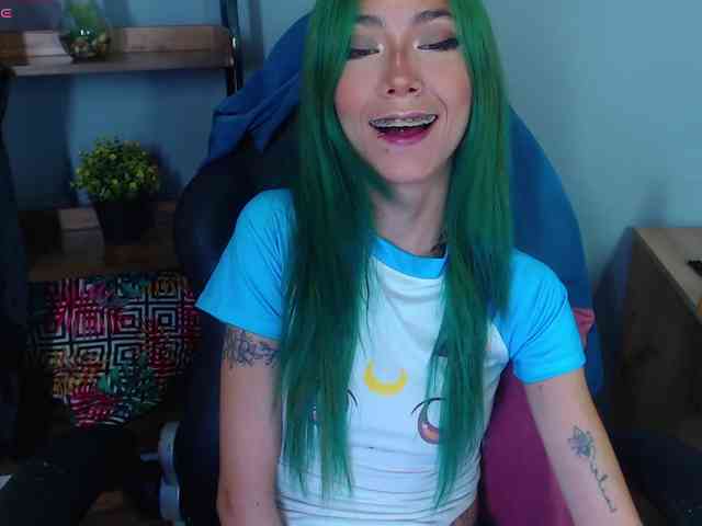 ErikaStevens webcam