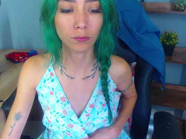 ErikaStevens webcam