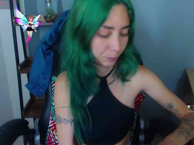 ErikaStevens webcam