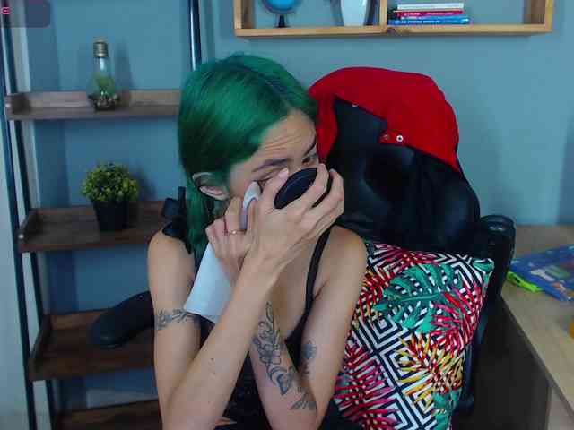 ErikaStevens webcam