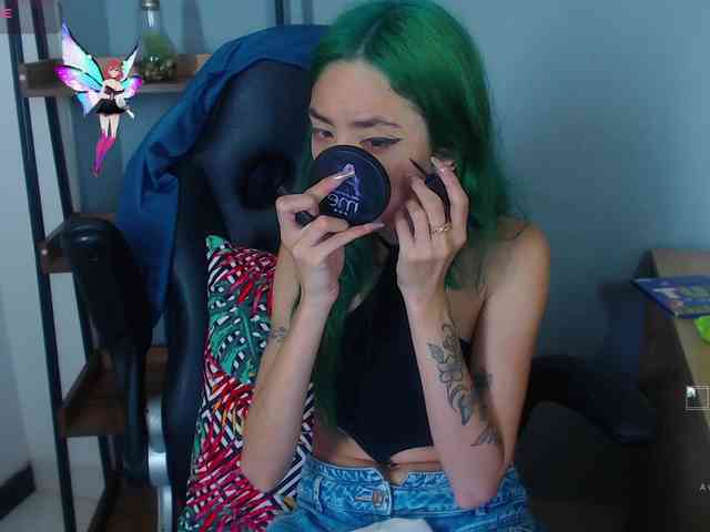 ErikaStevens webcam