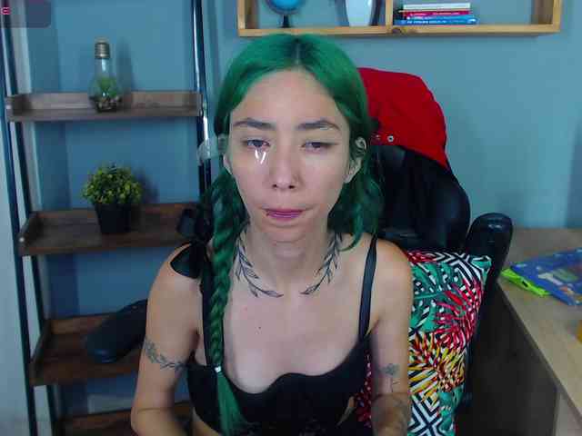 ErikaStevens webcam