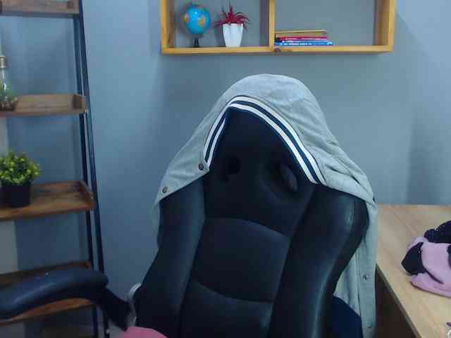 ErikaStevens webcam