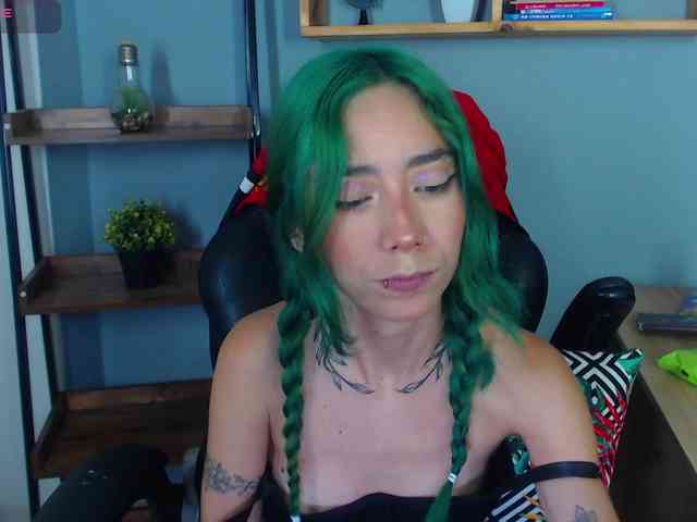 ErikaStevens webcam