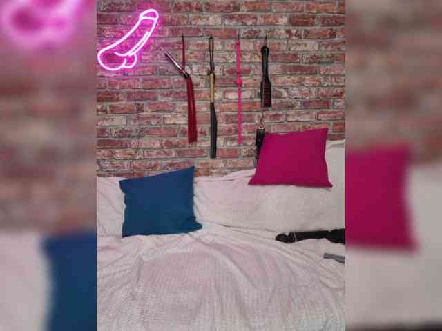 Caramel-pussy Live Webcam on BongaCams