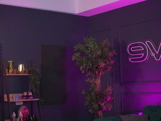 RaquelleVon Porn Show