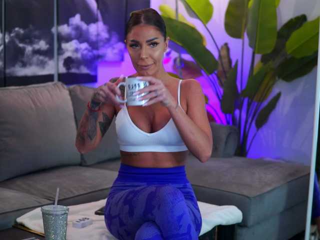 RaquelleVon — Let's start the weekend with a lot of fun - Goal: Ride it like you mean it ! [@remain tokens left]