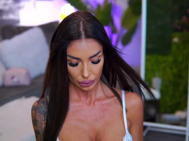 RaquelleVon