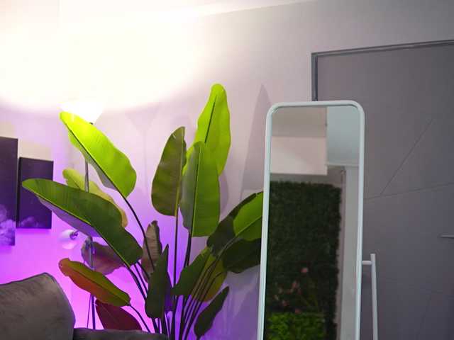 RaquelleVon's BongaCams show and profile