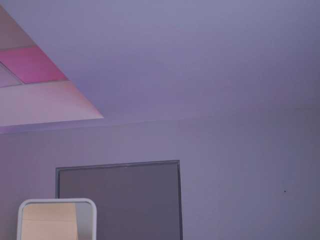 RaquelleVon's BongaCams show and profile