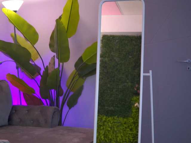 RaquelleVon live cam