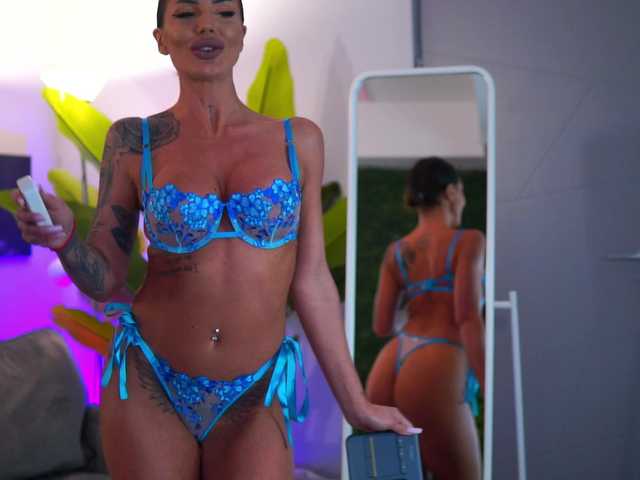 RaquelleVon — Let's start the weekend with a lot of fun - Goal: Ride it like you mean it ! [@remain tokens left]