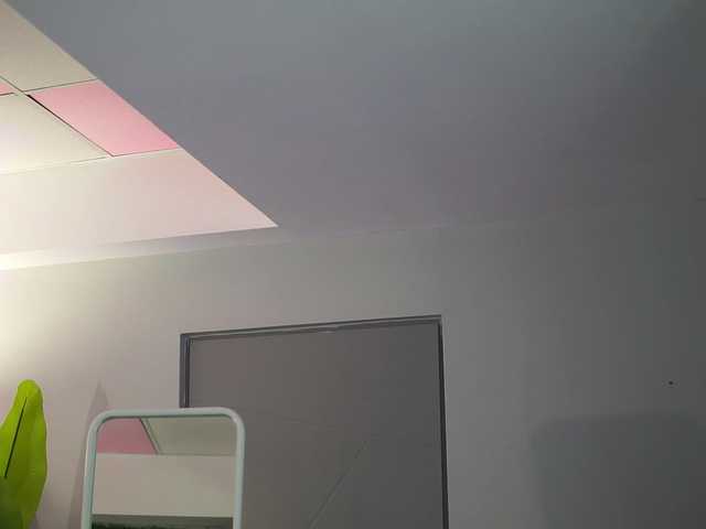 RaquelleVon's BongaCams show and profile