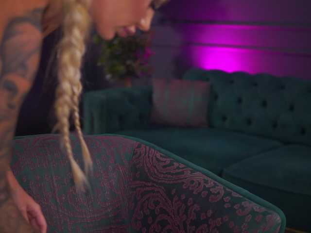 RaquelleVon