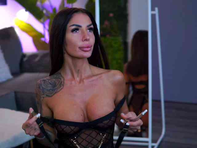 RaquelleVon webcam
