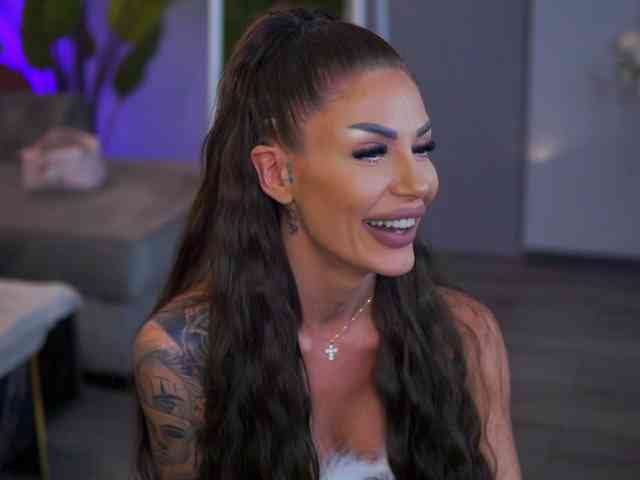 RaquelleVon RaquelleVon