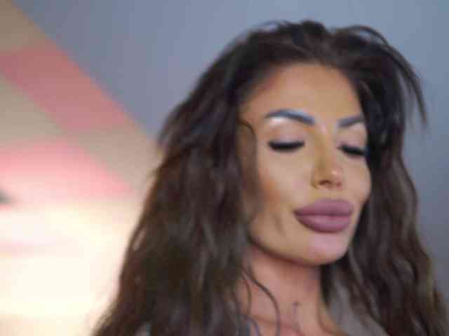 RaquelleVon RaquelleVon