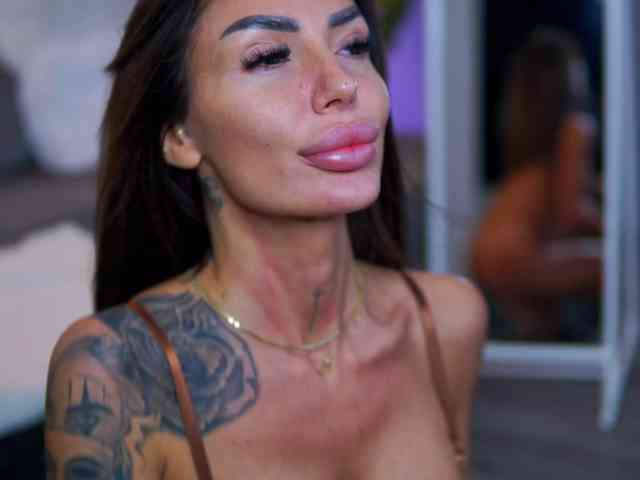 RaquelleVon webcam