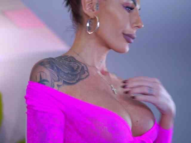 RaquelleVon RaquelleVon