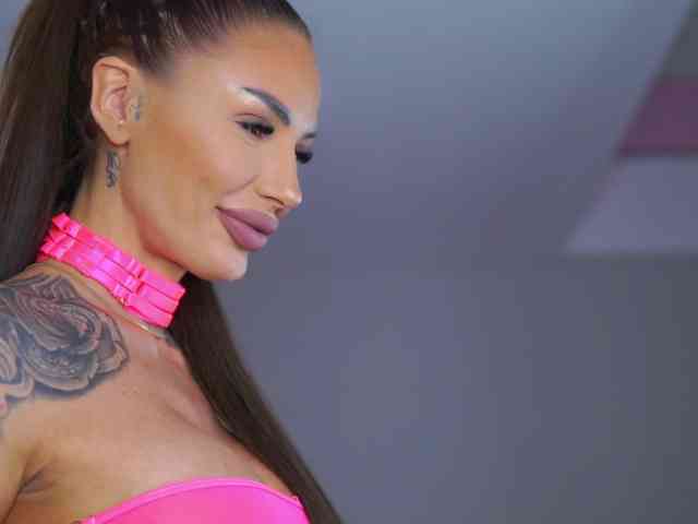 RaquelleVon RaquelleVon