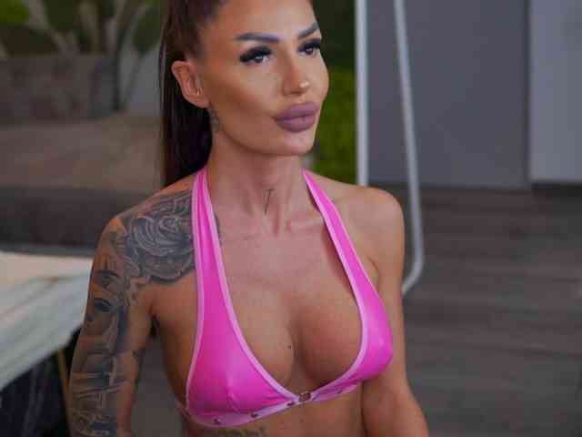 RaquelleVon RaquelleVon