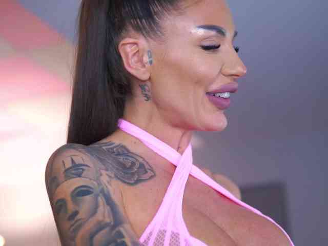 RaquelleVon RaquelleVon