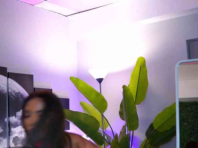 RaquelleVon
