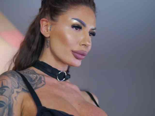 RaquelleVon RaquelleVon