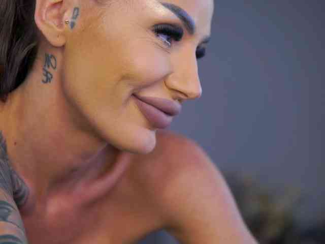 RaquelleVon RaquelleVon