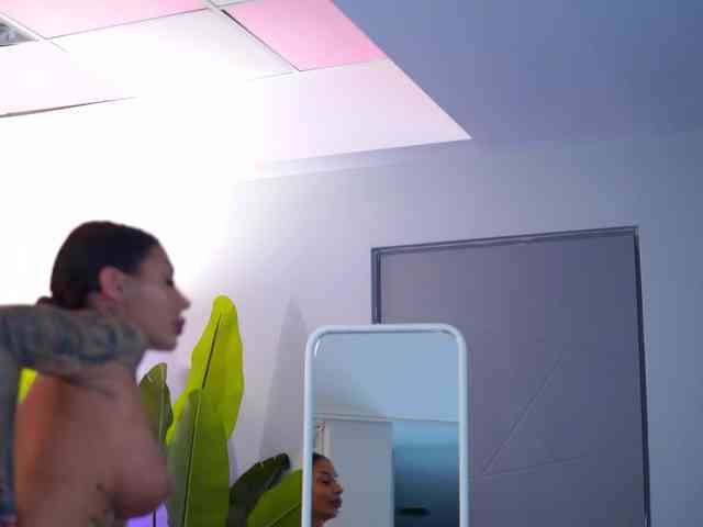 web cam sex show RaquelleVon