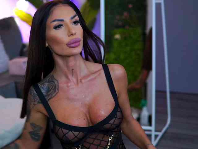 RaquelleVon webcam