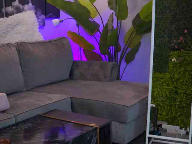 RaquelleVon RaquelleVon