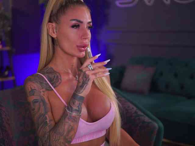 live videochat RaquelleVon