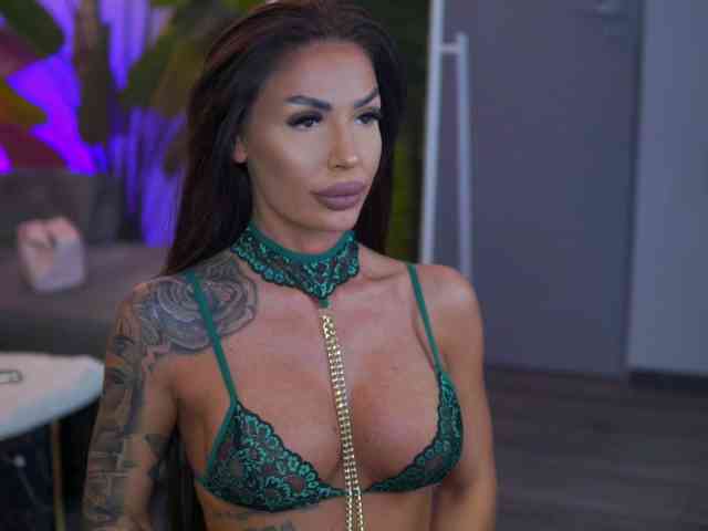 RaquelleVon RaquelleVon