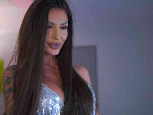 RaquelleVon RaquelleVon